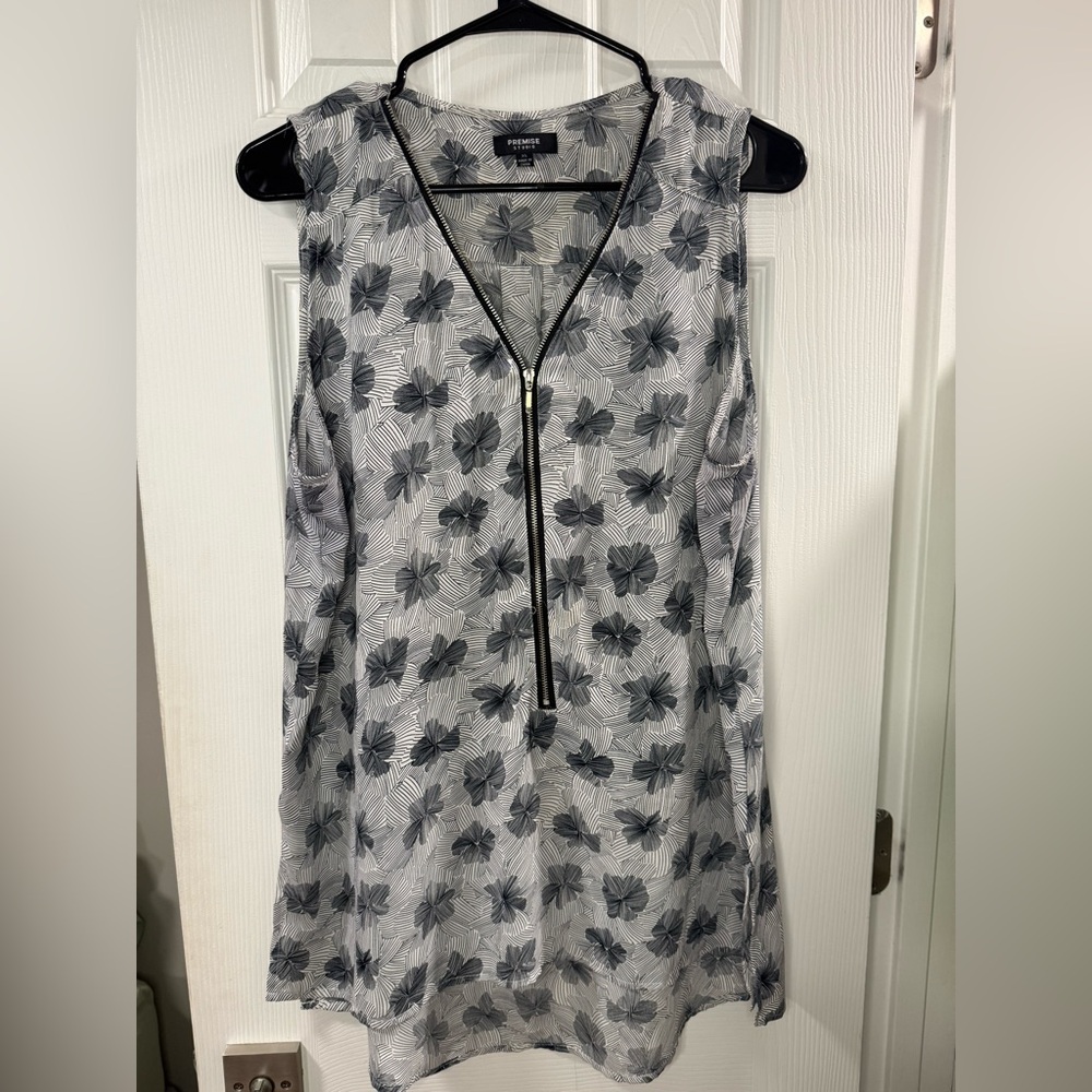 Premise Black and White Floral Zip Top
